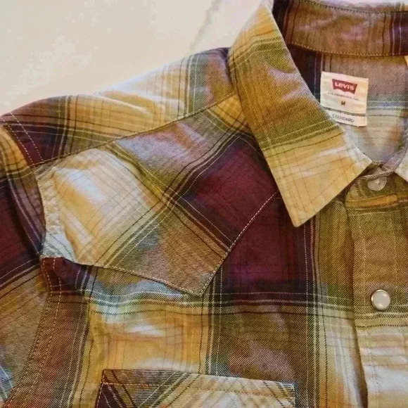 Levi's Plaid Snap Button Down Long Sleeve Shirt Red Size Medium - Picture 6 of 11